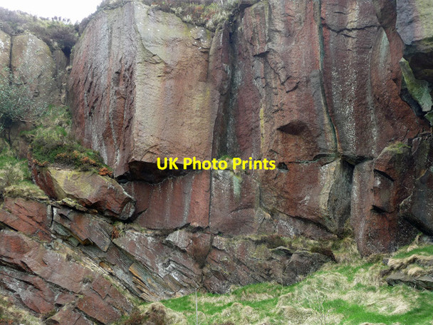 Photo 6"x4" Earl Crag near Cowling Lane Ends\/SD9843 c2013