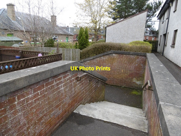 Photo 6"x4" Steps, Cedric Rise Livingston c2016