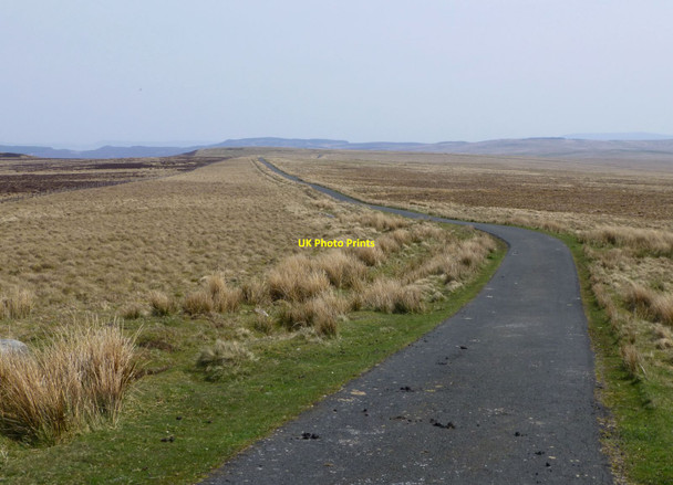 Photo 6"x4" The open road Corby Pike c2016