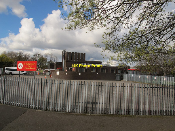 Photo 6"x4" St Bartholomew's primary school, Armley Armley c2016