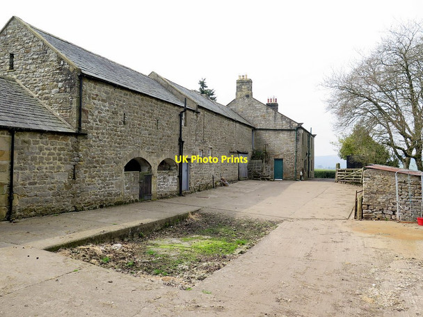 Photo 6"x4" Farmyard, Woodburnhill East Woodburn c2016