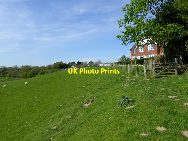 Photo 6"x4" Escarpment of the Greensand Ridge Pluckley c2016