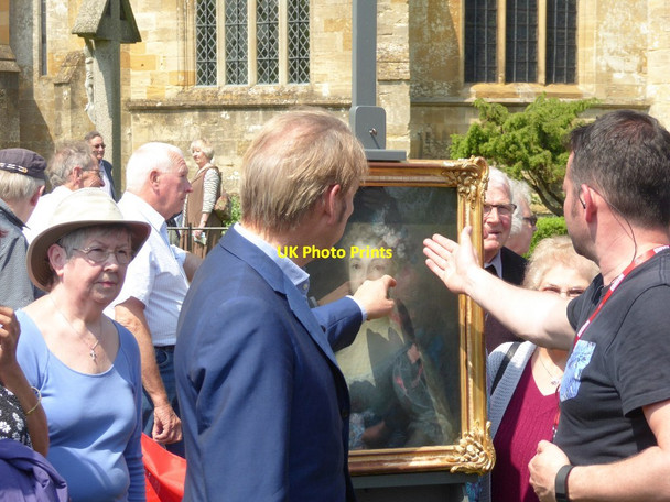 Photo 6"x4" The BBC Antiques Roadshow at Tewkesbury Abbey #21 Tewkesbury c2016