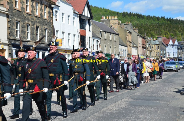 Photo 6"x4" High Street procession, Peebles Silver Arrow Peebles\/NT2540 c2016