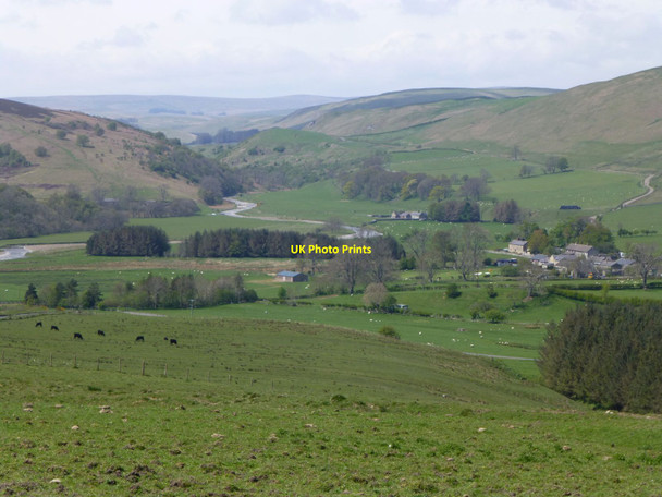 Photo 6"x4" Alwinton and the Upper Coquetdale Alwinton c2016