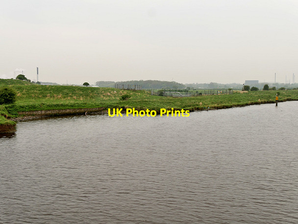Photo 6"x4" Manchester Ship Canal, Small Inlet at Ince Marshes Helsby c2016