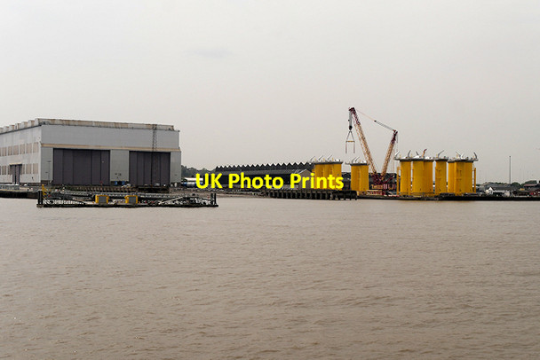 Photo 6"x4" Cammell Laird Shipyard, Birkenhead Tranmere c2016