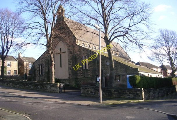 Photo 6"x4" St Saviour's Church - Brookroyd Lane Batley c2009