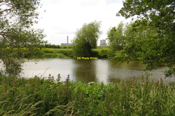 Photo 6"x4" Looking over the River Thames Appleford c2015