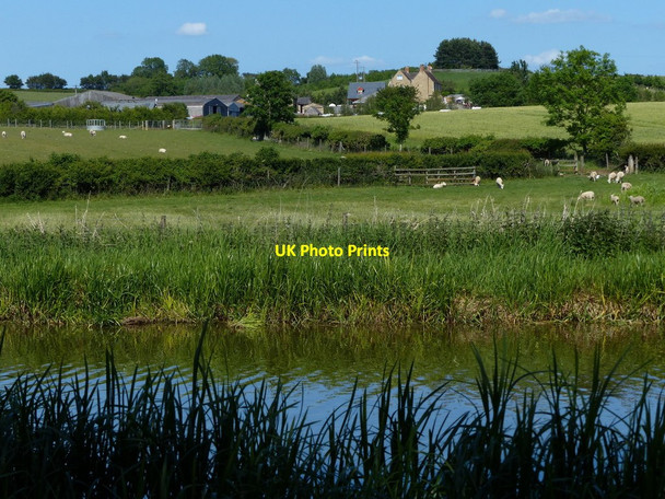 Photo 6"x4" Greenhill Farm viewed from the Oxford Canal Gibralter c2015