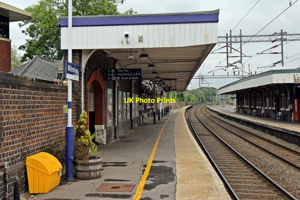 Photo 6"x4" Platform 1, Wilmslow railway station Wilmslow c2015
