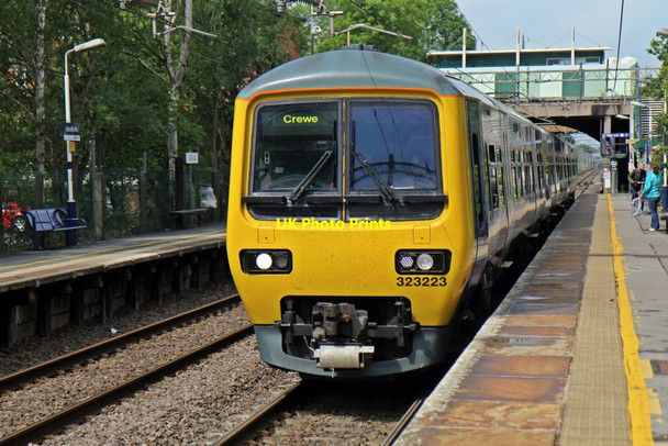 Photo 6"x4" Northern Rail Class 323, 323223, Handforth railway station Handforth c2015