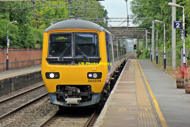 Photo 6"x4" Northern Rail Class 323, 323234, Alderley Edge railway station Alderley Edge\/SJ8478 c2015