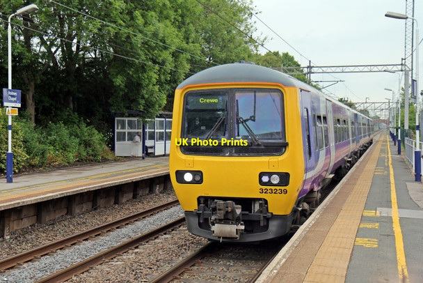 Photo 6"x4" Northern Rail Class 323, 323239, Holmes Chapel railway station Holmes Chapel c2015