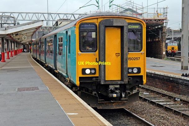 Photo 6"x4" Arriva Trains Wales Class 150, 150257, platform 9, Crewe railway station Crewe c2015