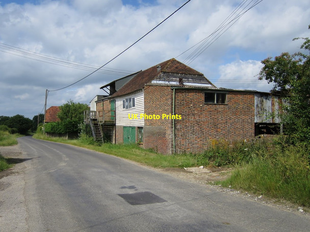 Photo 6"x4" Oast House at Mathurst Farm, Goudhurst Road, Staplehurst Knox Bridge c2015