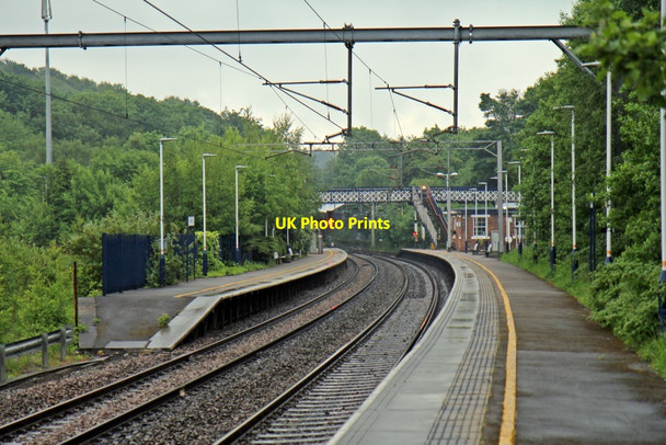 Photo 6"x4" Along platform 2, Kidsgrove railway station Kidsgrove c2015