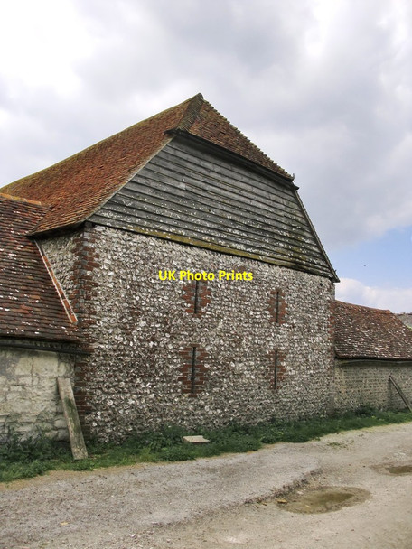 Photo 6"x4" Flint-built barn at Manor Farm Cocking c2015