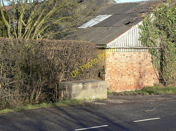 Photo 6"x4" Churn stand Arnold\/SK5945 c2009