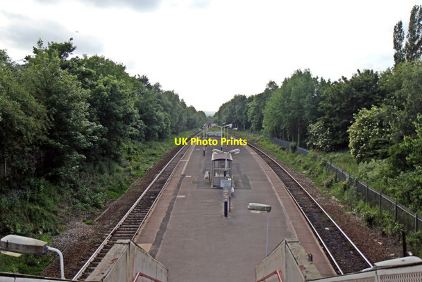 Photo 6"x4" Island platform, Ince railway station Ince in Makerfield c2015