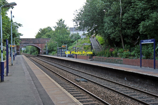 Photo 6"x4" Wigan-bound platform, Westhoughton railway station Westhoughton c2015