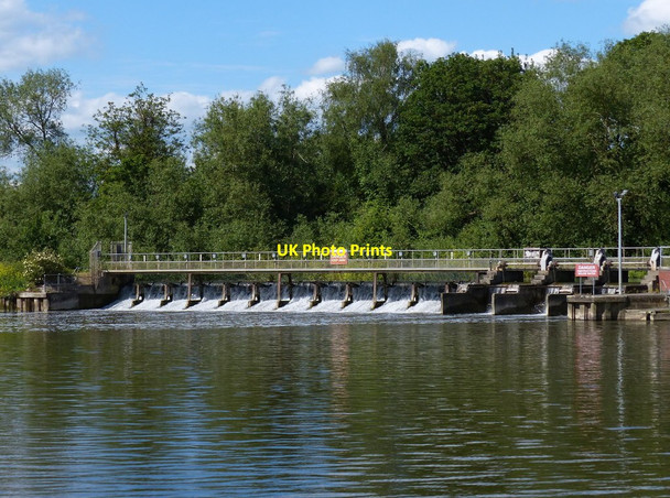 Photo 6"x4" Abingdon Lock Weir on the River Thames Abingdon c2015