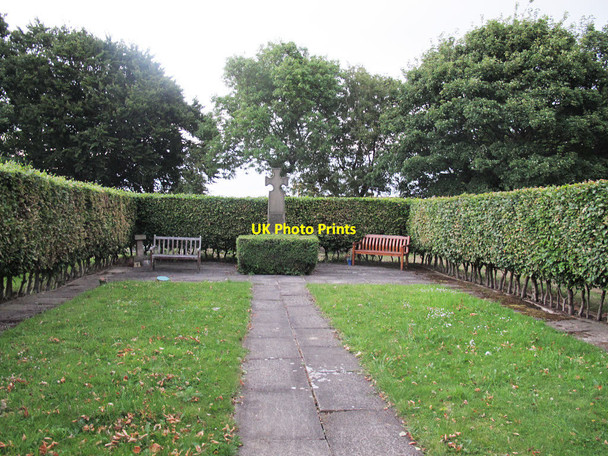 Photo 6"x4" St Paul's, Drighlington: memorial garden Cockersdale c2015