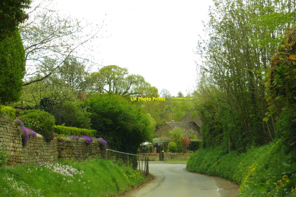 Photo 6"x4" The road through Horley Horley\/SP4143 c2015 P1