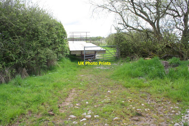 Photo 6"x4" Farm trailer at entrance to field near Jerusalem Farm Colby\/NY6620 c2015