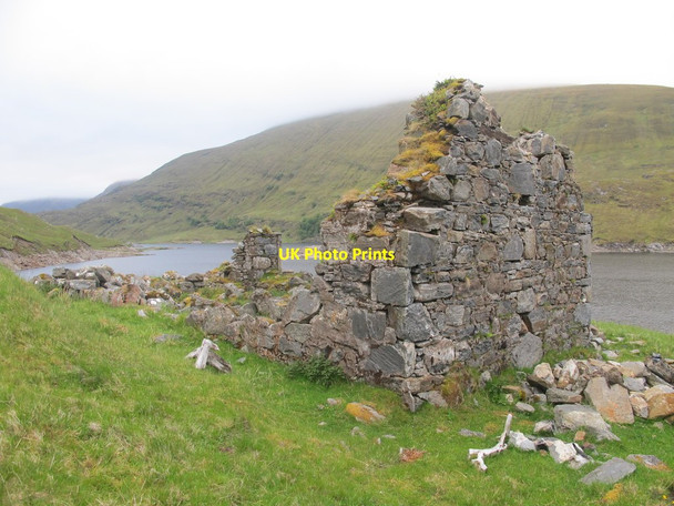 Photo 6"x4" Ruined Croft Am M\u00e0m\/NH1230 c2015