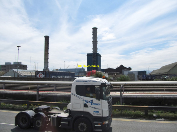 Photo 6"x4" The chimneys of the ESB gas fired station, Dublin Port Irishtown\/O1833 c2015
