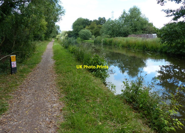 Photo 6"x4" North along the towpath of the Trent & Mersey Canal Barton Turn c2015