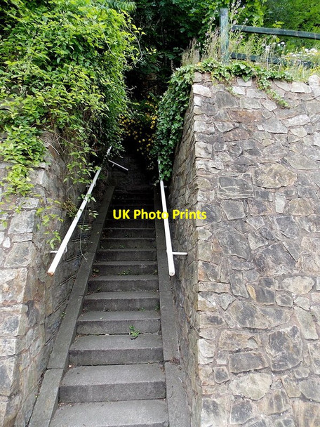 Photo 6"x4" Bottom of Library Steps, Bridgnorth Bridgnorth c2014