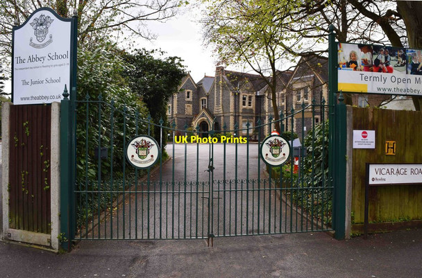 Photo 6"x4" Entrance to the Abbey School (Junior School), Christchurch Road, Reading Reading c2015