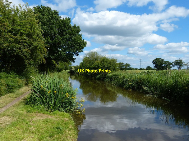 Photo 6"x4" Trent & Mersey Canal near Handsacre Handsacre c2015