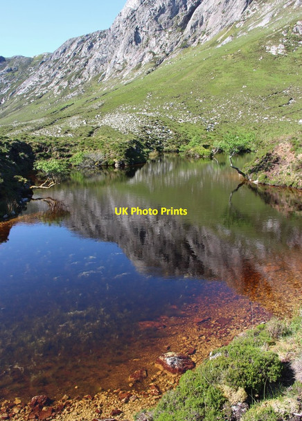 Photo 6"x4" Peaty lochan south from Loch Dionard Allt an Easain Ghil c2015