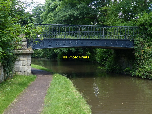 Photo 6"x4" Bridge 72a crossing the Trent & Mersey Canal Great Haywood c2015