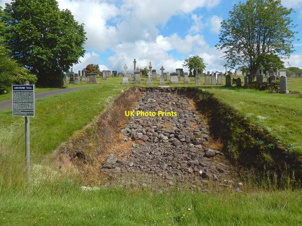 Photo 6"x4" New Kilpatrick Cemetery: base of the Antonine Wall Milngavie c2015