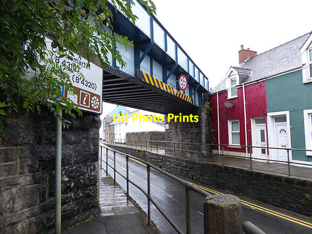Photo 6"x4" Railway bridge by Pembroke Station Pembroke\/Penfro c2015