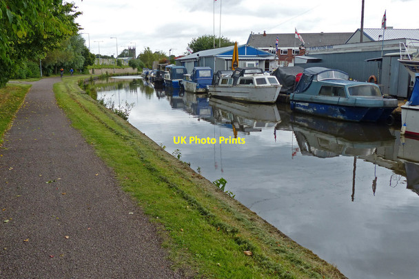 Photo 6"x4" Dolphin Boatyard on the Trent & Mersey Canal Mount Pleasant\/SJ8844 c2015