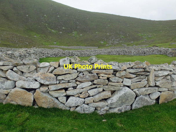 Photo 6"x4" An Lag Bho'n Tuath Oisebhal c2015