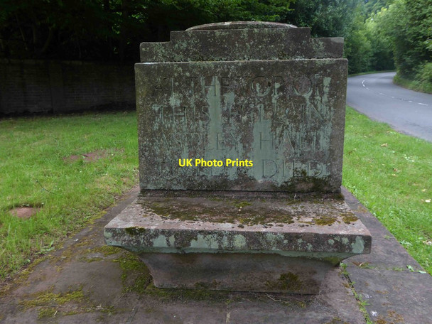 Photo 6"x4" Stanley Baldwin Memorial (3), near The Burf, Worcs Astley Cross c2015