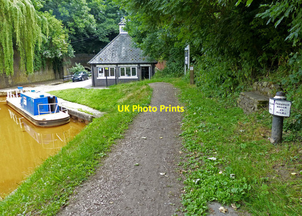 Photo 6"x4" Trent & Mersey Canal Milepost at Kidsgrove Kidsgrove c2015