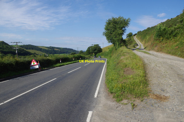 Photo 6"x4" A487 above Llanrhystud Llanrhystud c2015