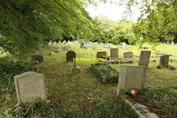 Photo 6"x4" Along the Churchyard Wallingford c2015