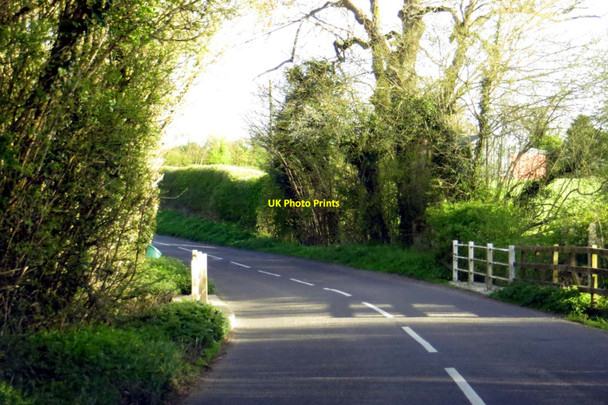 Photo 6"x4" Charlbury Road crosses Taston Brook Charlbury c2015