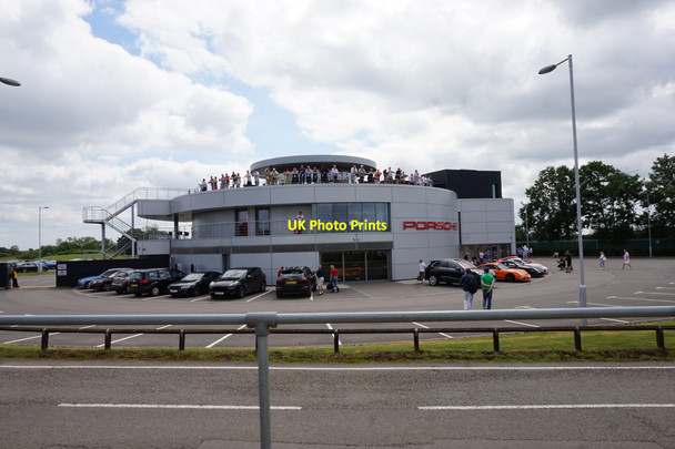 Photo 6"x4" The Porsche Building at Hangar Straight, Silverstone Cattle End c2015