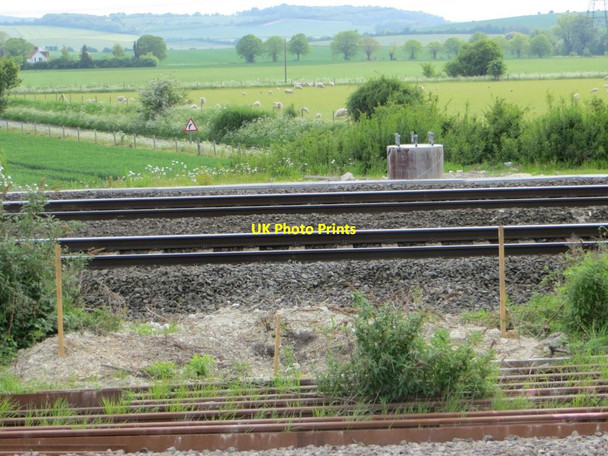 Photo 6"x4" Waiting for the Pylon Cholsey c2015