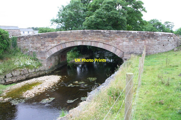 Photo 6"x4" Hoff Bridge: for B6260 over Hoff Beck Hoff c2015