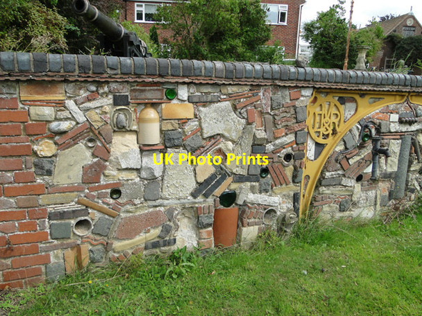 Photo 6"x4" An eye-catching wall at Erpingham Erpingham c2015 P1